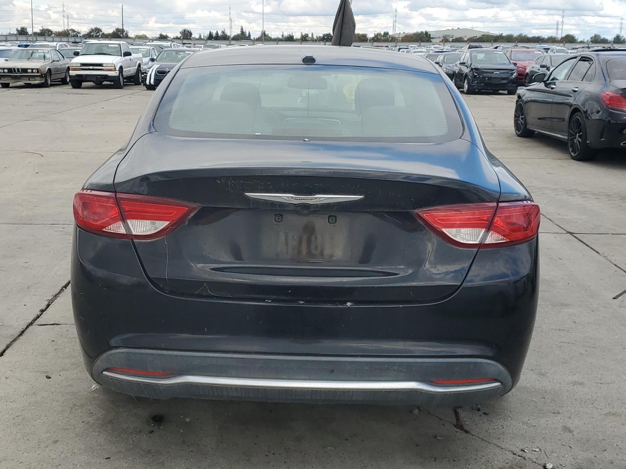 2015 Chrysler 200 Limited VIN: 1C3CCCAB9FN671317 Lot: 82475685