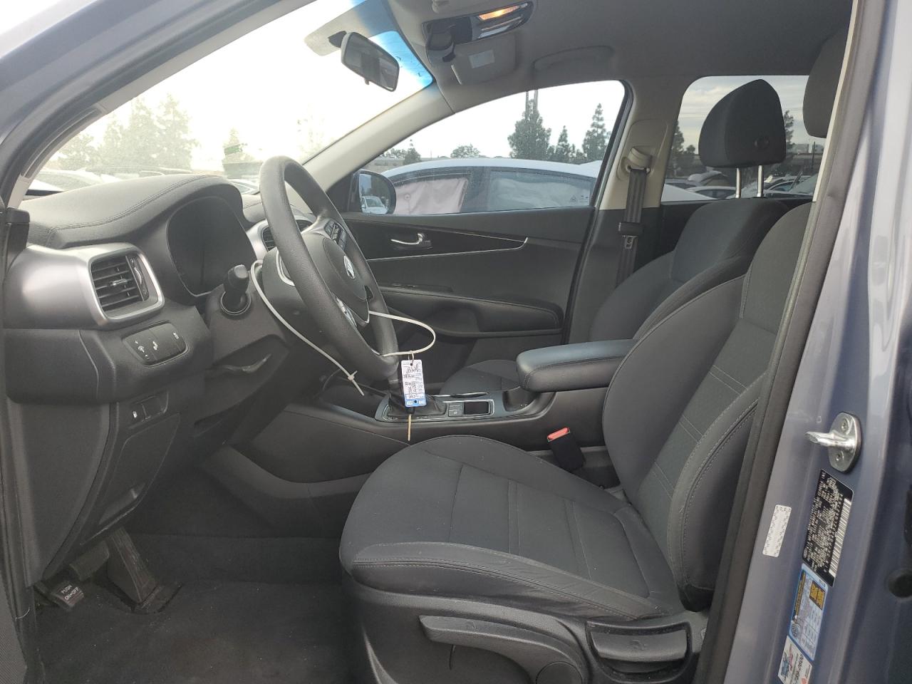 2020 Kia Sorento L VIN: 5XYPG4A32LG627694 Lot: 85588685