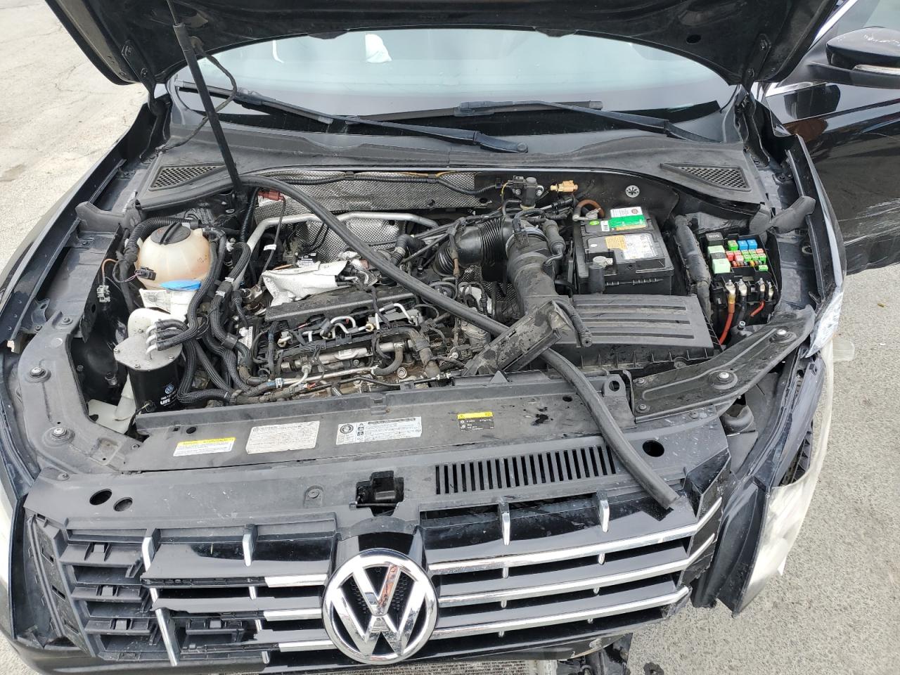 2015 Volkswagen Passat Se VIN: 1VWBV7A32FC053315 Lot: 85160455