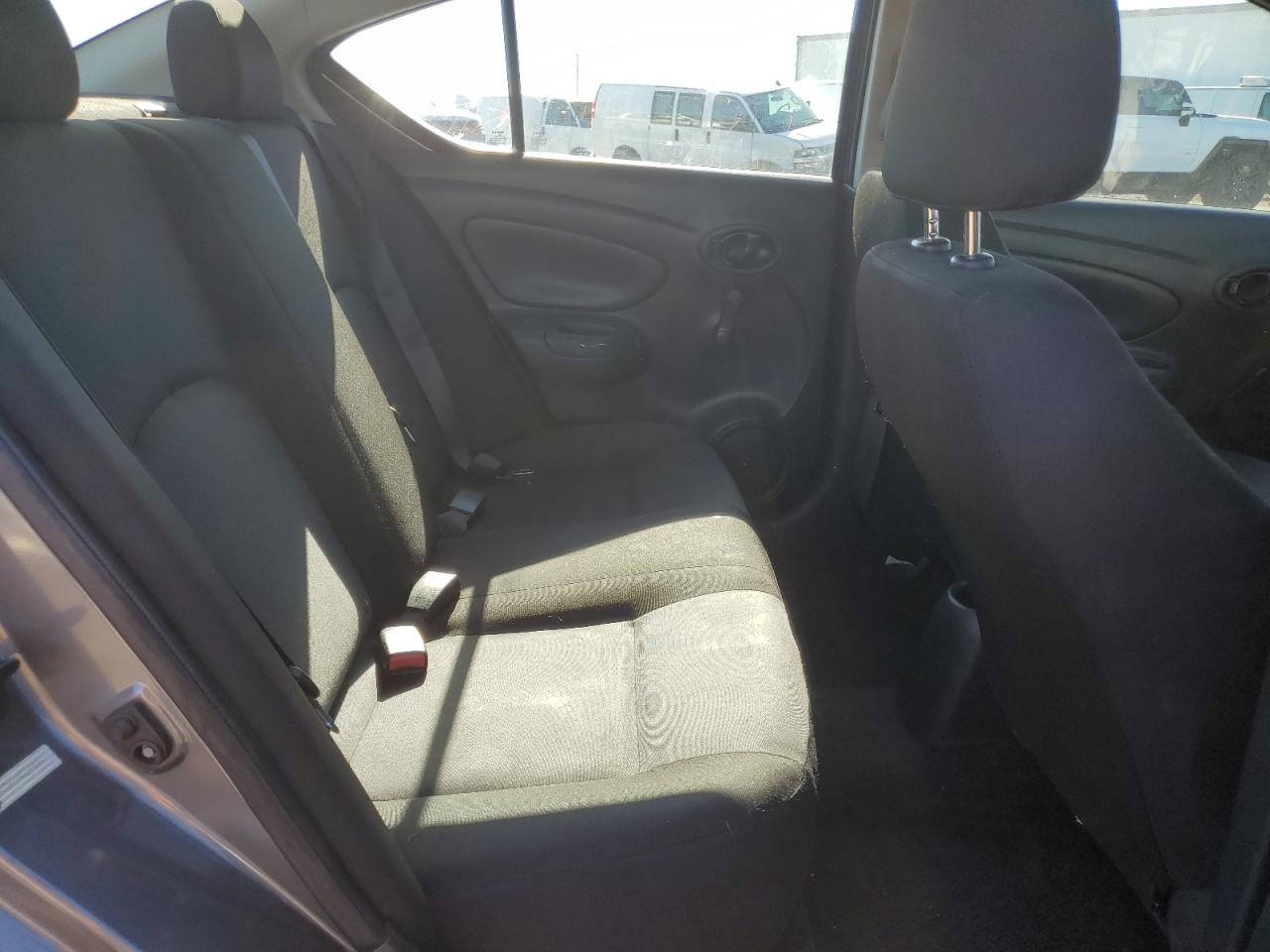 2018 Nissan Versa S VIN: 3N1CN7AP4JL804084 Lot: 85373095