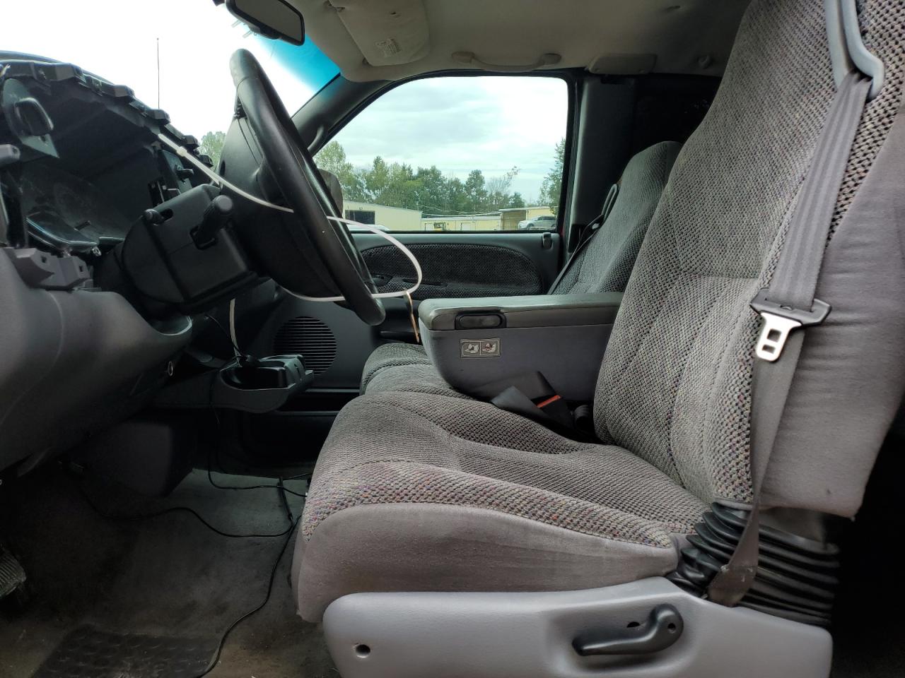 1999 Dodge Ram 1500 VIN: 1B7HC13Y2XJ522358 Lot: 84297595