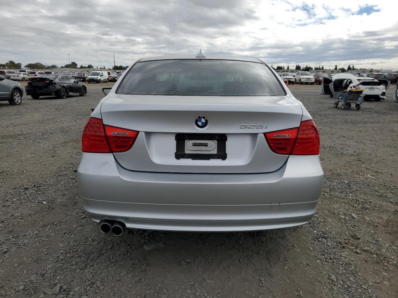 2011 BMW 328 I Sulev VIN: WBAPH5G57BNM75007 Lot: 84717495