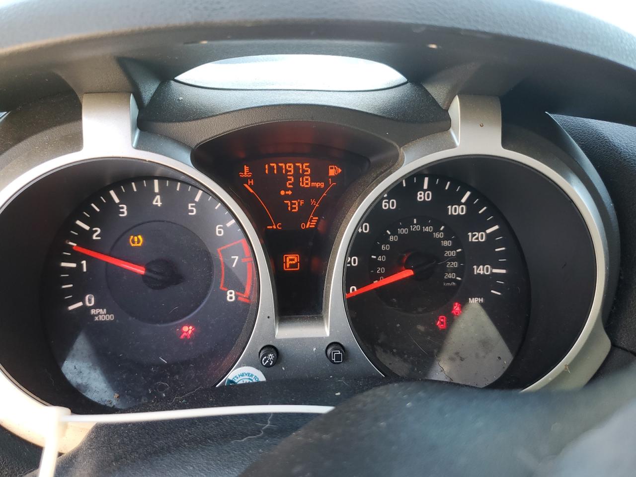 2011 Nissan Juke S VIN: JN8AF5MR5BT013745 Lot: 85943475