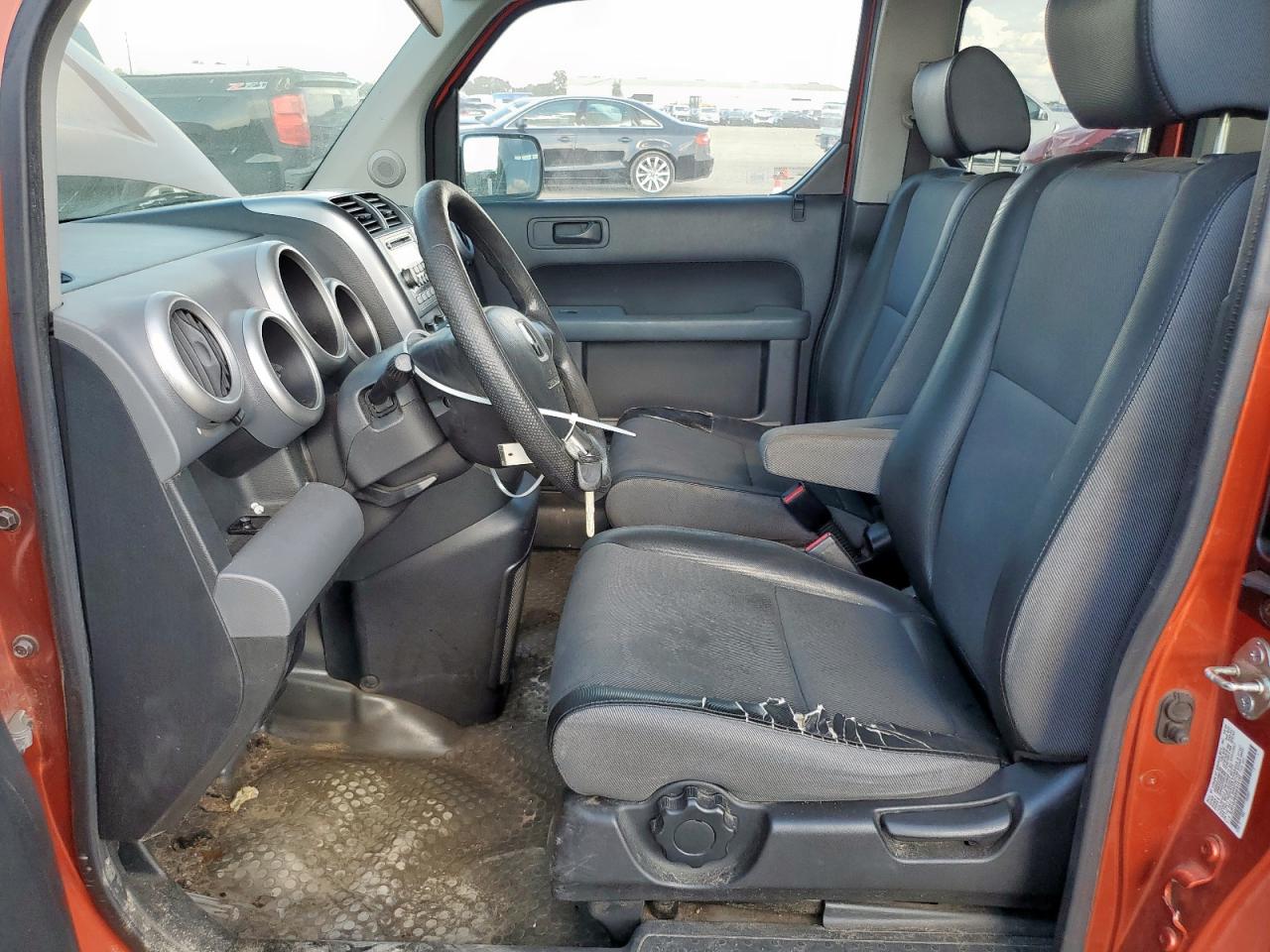 2004 Honda Element Ex VIN: 5J6YH28534L014142 Lot: 82002405