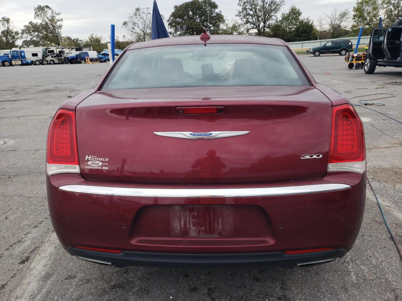 2018 Chrysler 300 Limited VIN: 2C3CCAEG1JH301748 Lot: 89511345
