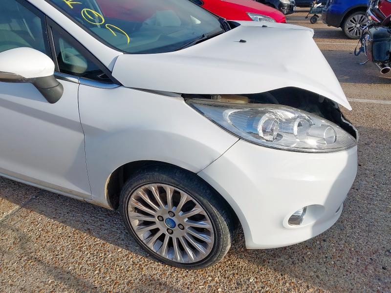 2011 FORD FIESTA TITANIUM 