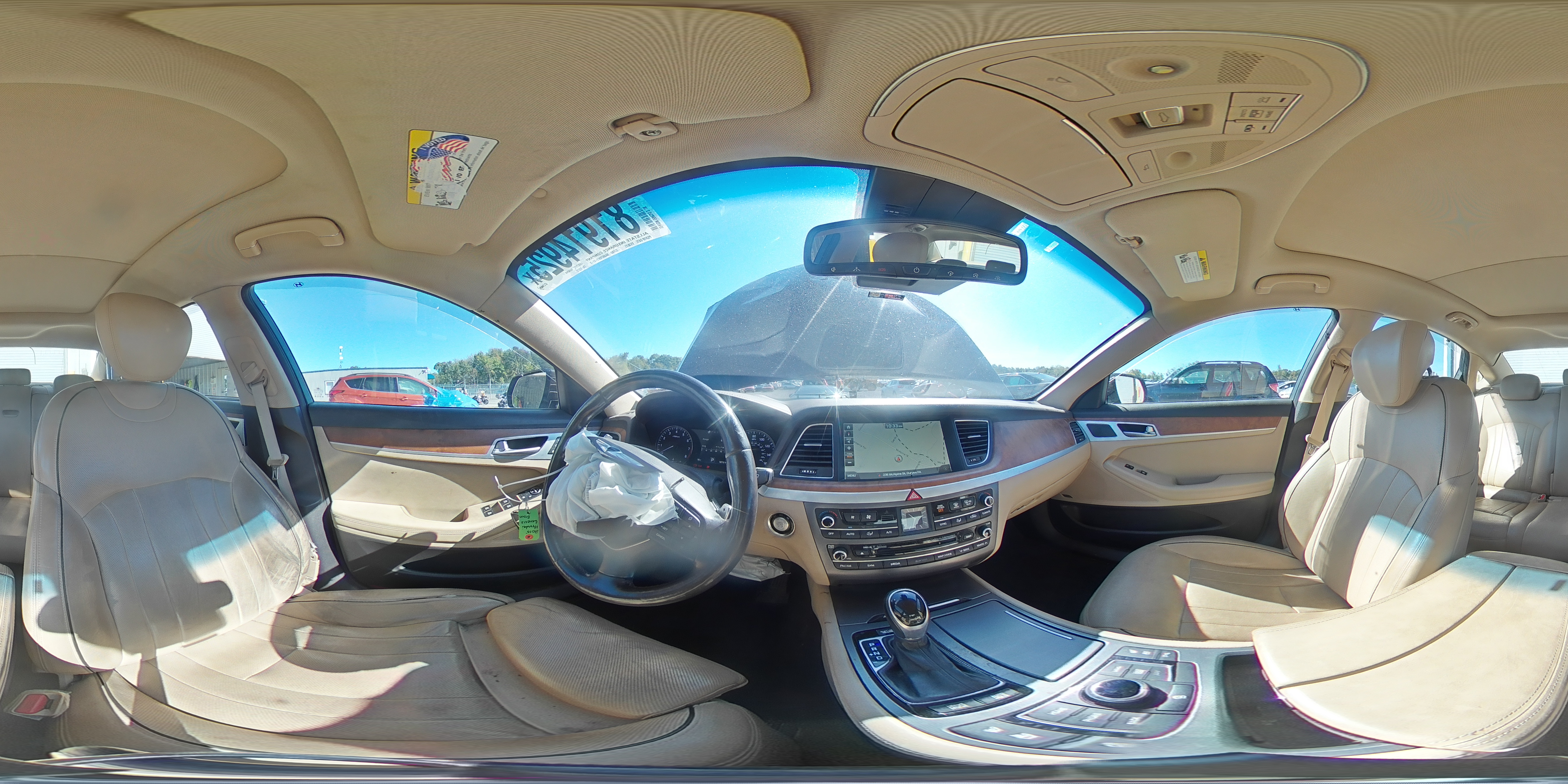 2015 Hyundai Genesis 3.8L VIN: KMHGN4JE1FU029232 Lot: 81914925