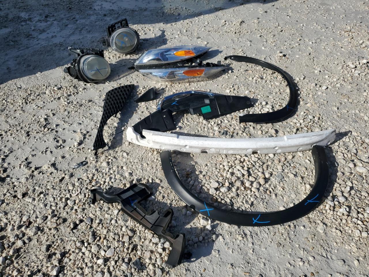 2012 Nissan Juke S VIN: JN8AF5MR6CT103679 Lot: 85571765