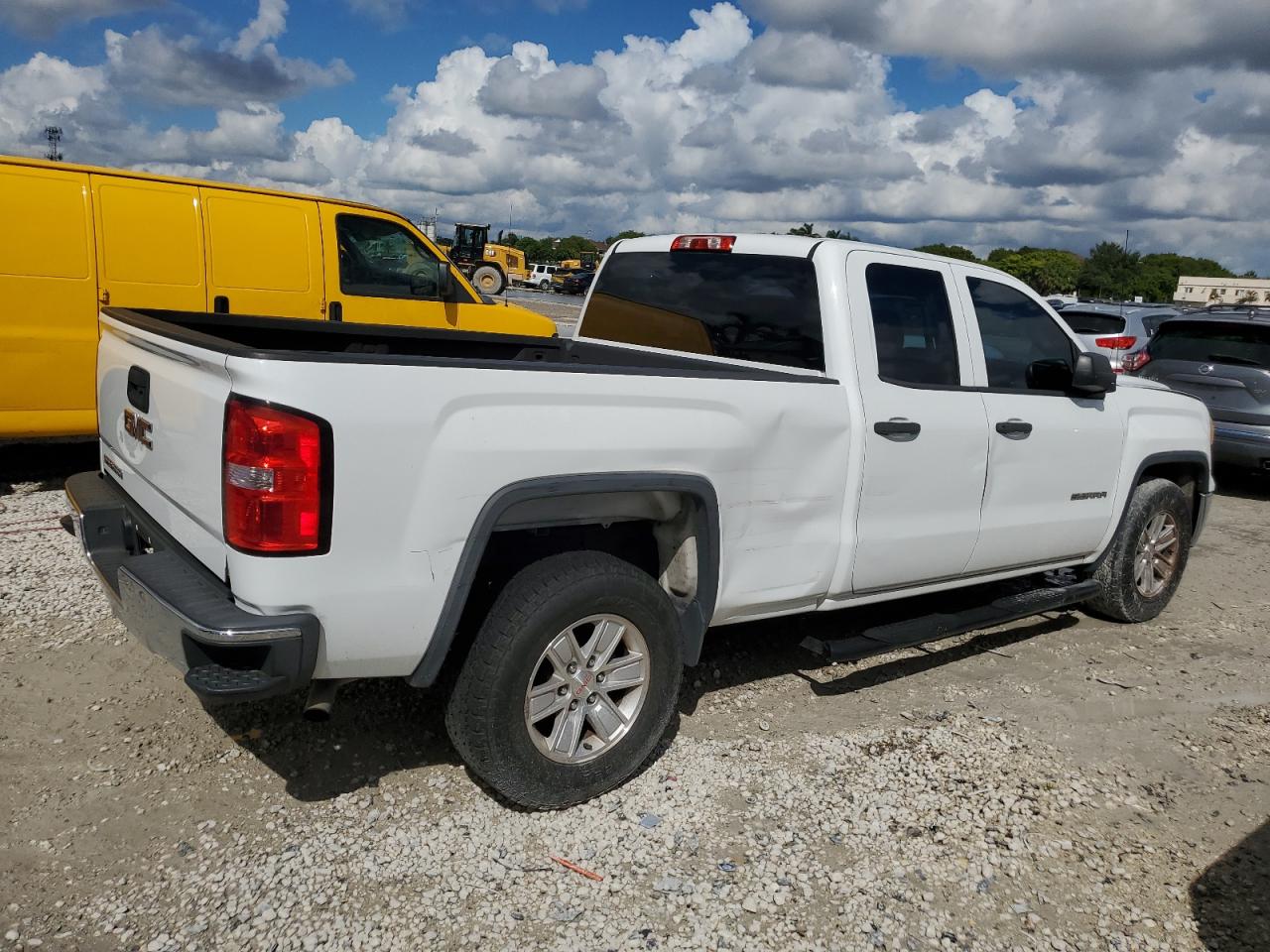2014 GMC Sierra C1500 white pickup gas 1GTR1TEH3EZ201964 photo #4