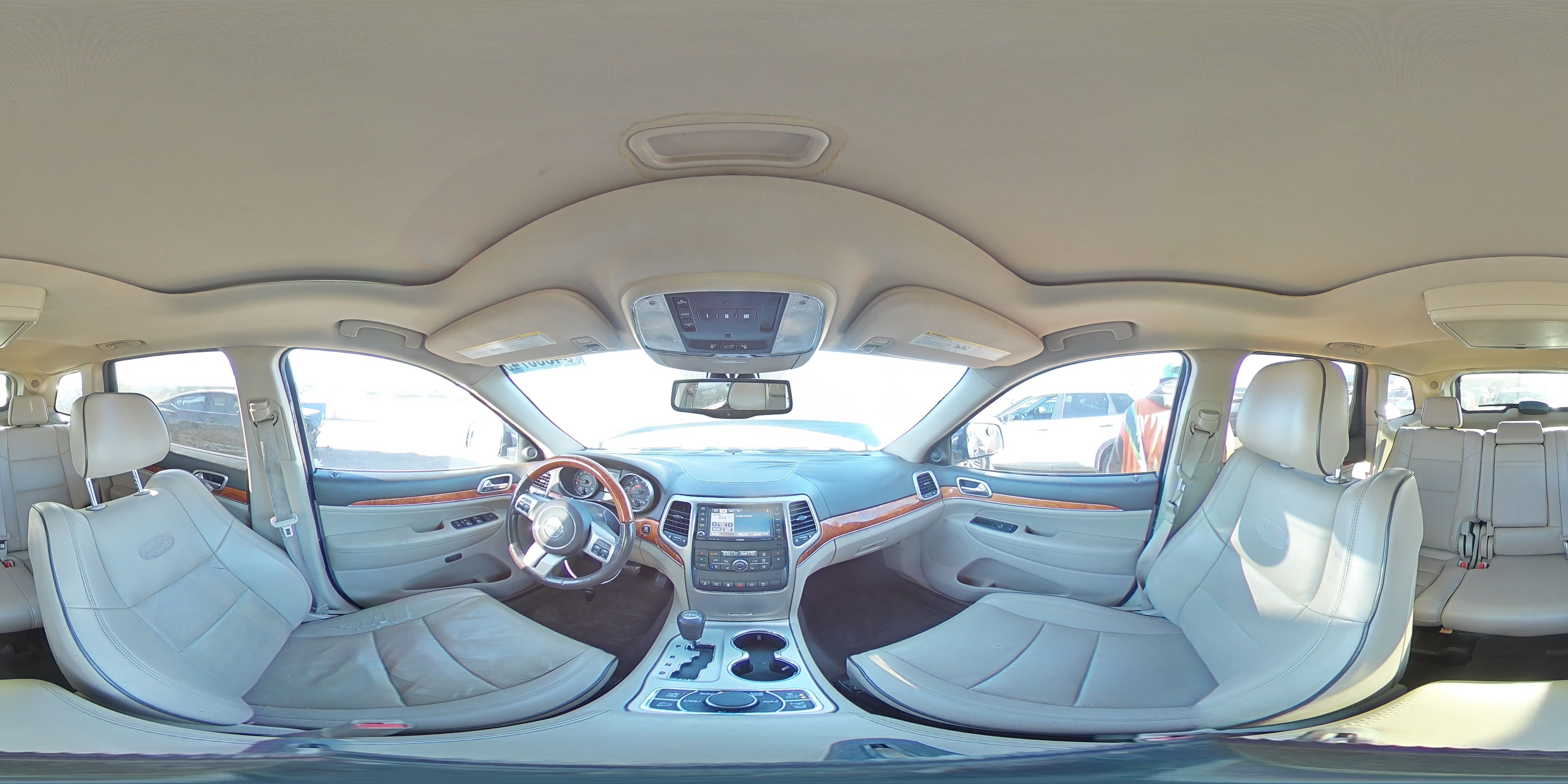 2011 Jeep Grand Cherokee Overland VIN: 1J4RR6GT8BC552423 Lot: 84300745