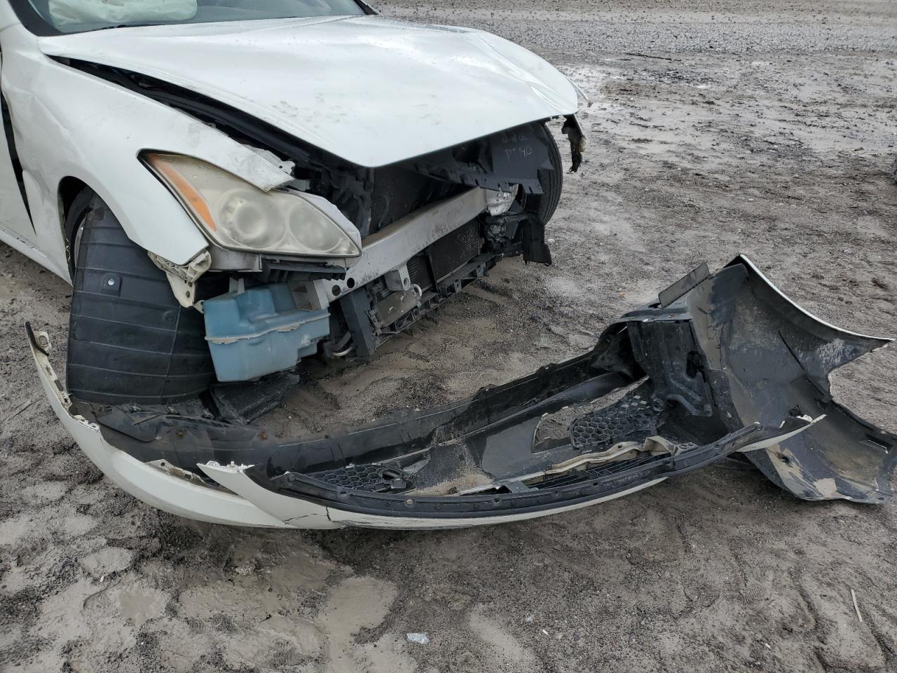 2008 Infiniti G37 Base VIN: JNKCV64E68M131010 Lot: 90692975