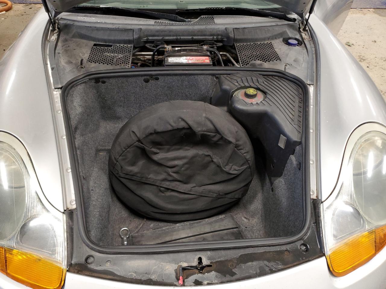 1998 Porsche Boxster VIN: WP0CA2984WU625520 Lot: 87201495