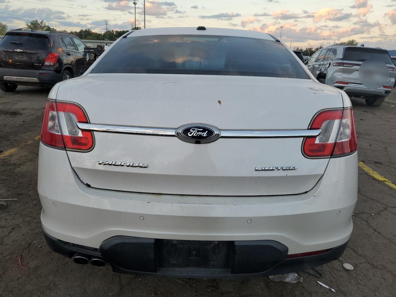 2011 Ford Taurus Limited VIN: 1FAHP2FW4BG163367 Lot: 84481425