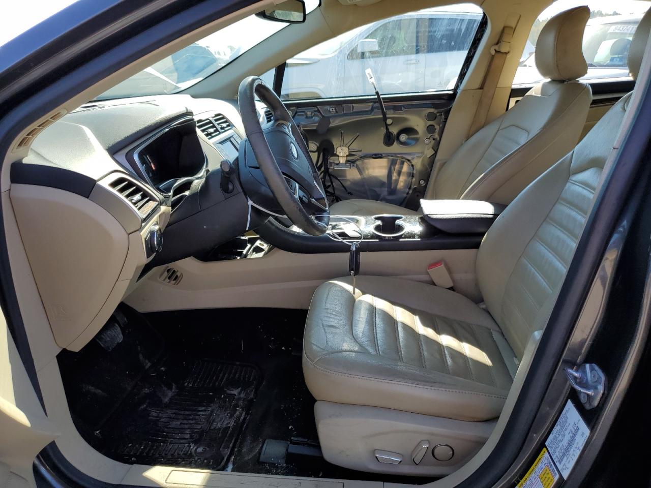 2015 Ford Fusion Se Hybrid VIN: 3FA6P0LUXFR202394 Lot: 84601655