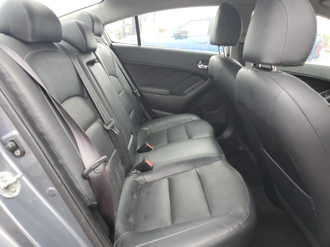 2017 Kia Forte Ex VIN: 3KPFL4A83HE113974 Lot: 82673445