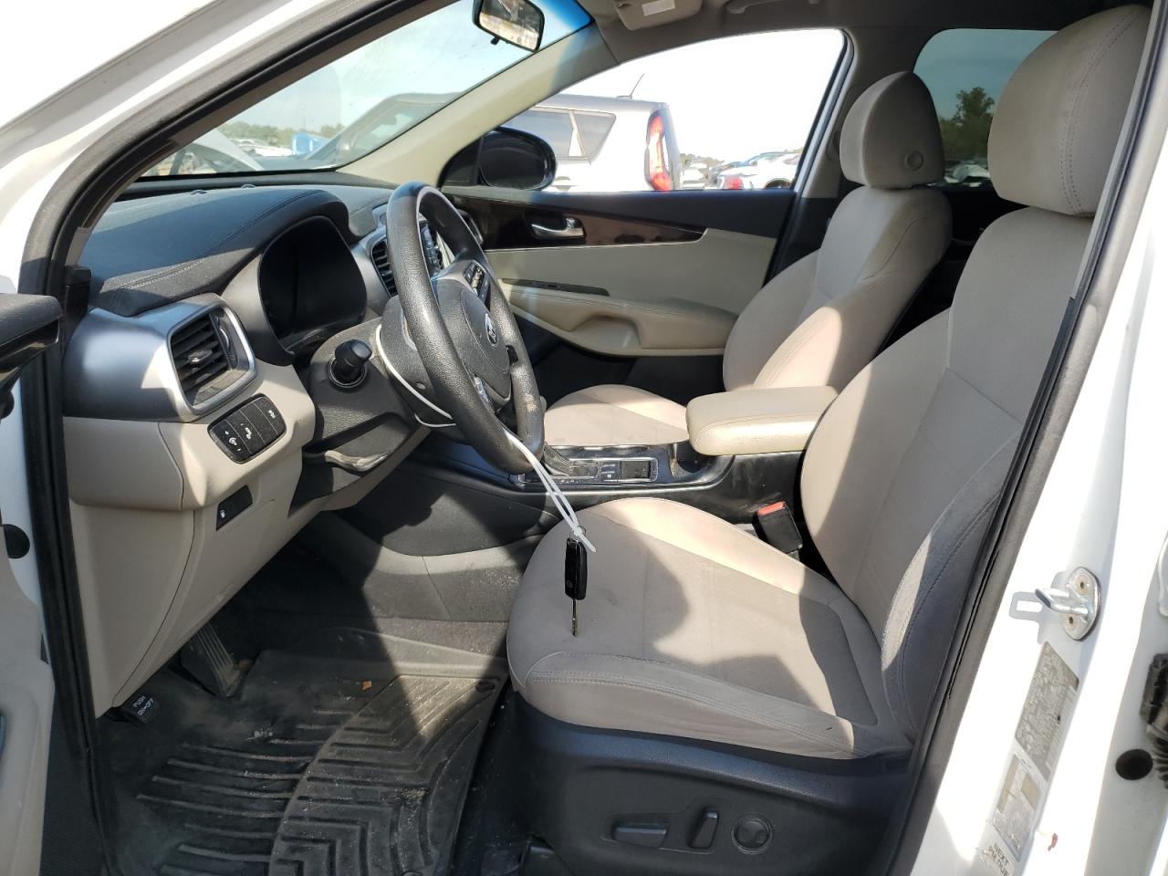 2019 Kia Sorento Lx VIN: 5XYPG4A53KG491673 Lot: 87029445