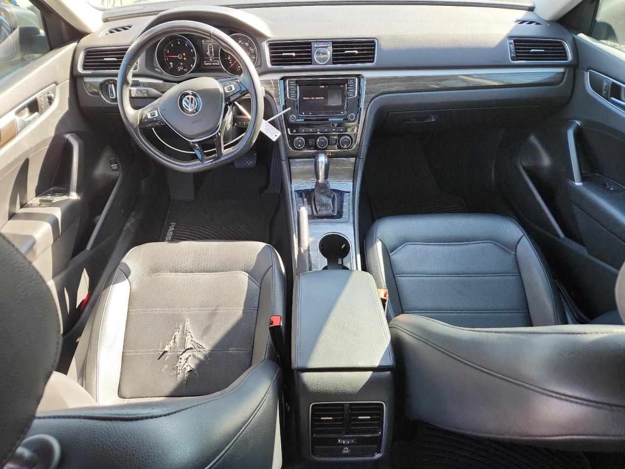 2016 Volkswagen Passat Se VIN: 1VWBT7A36GC013830 Lot: 82271595