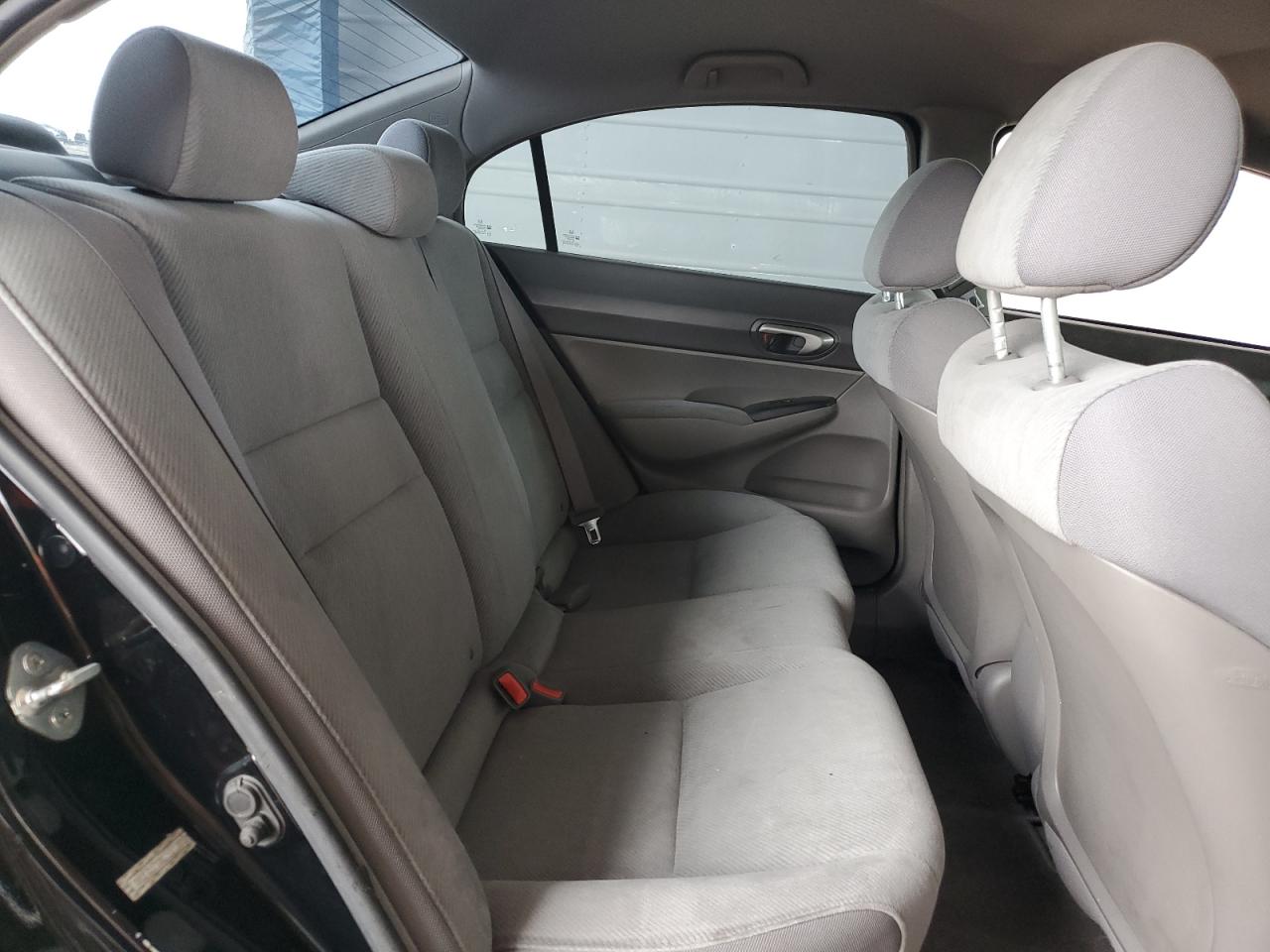 2010 Honda Civic Lx VIN: 19XFA1F57AE001137 Lot: 82447275