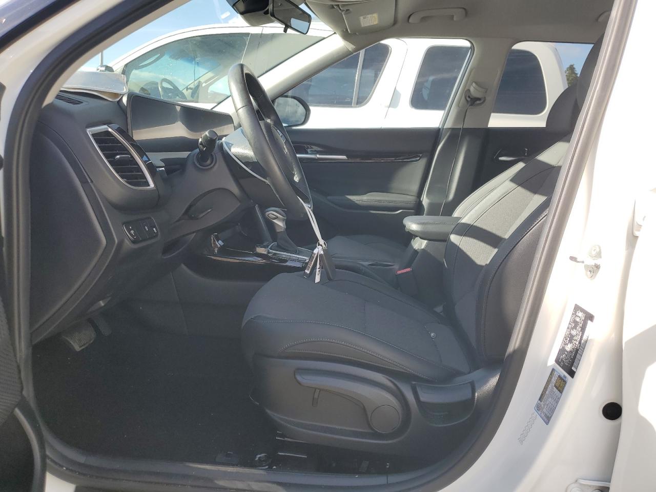 2024 Kia Seltos S VIN: KNDEUCAA3R7625421 Lot: 84716815