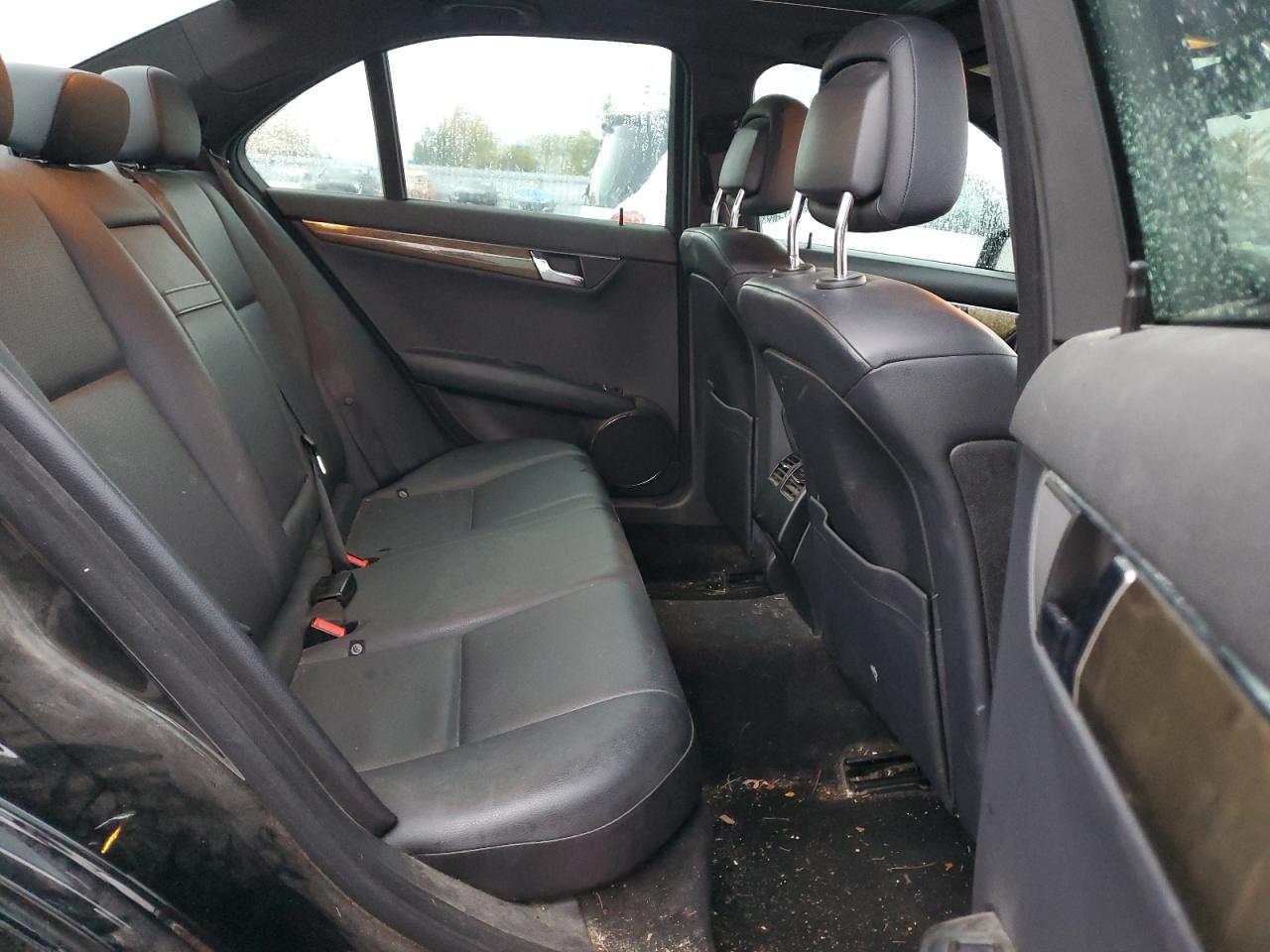 2010 Mercedes-Benz C 250 VIN: WDDGF5CB4AF398258 Lot: 85262105
