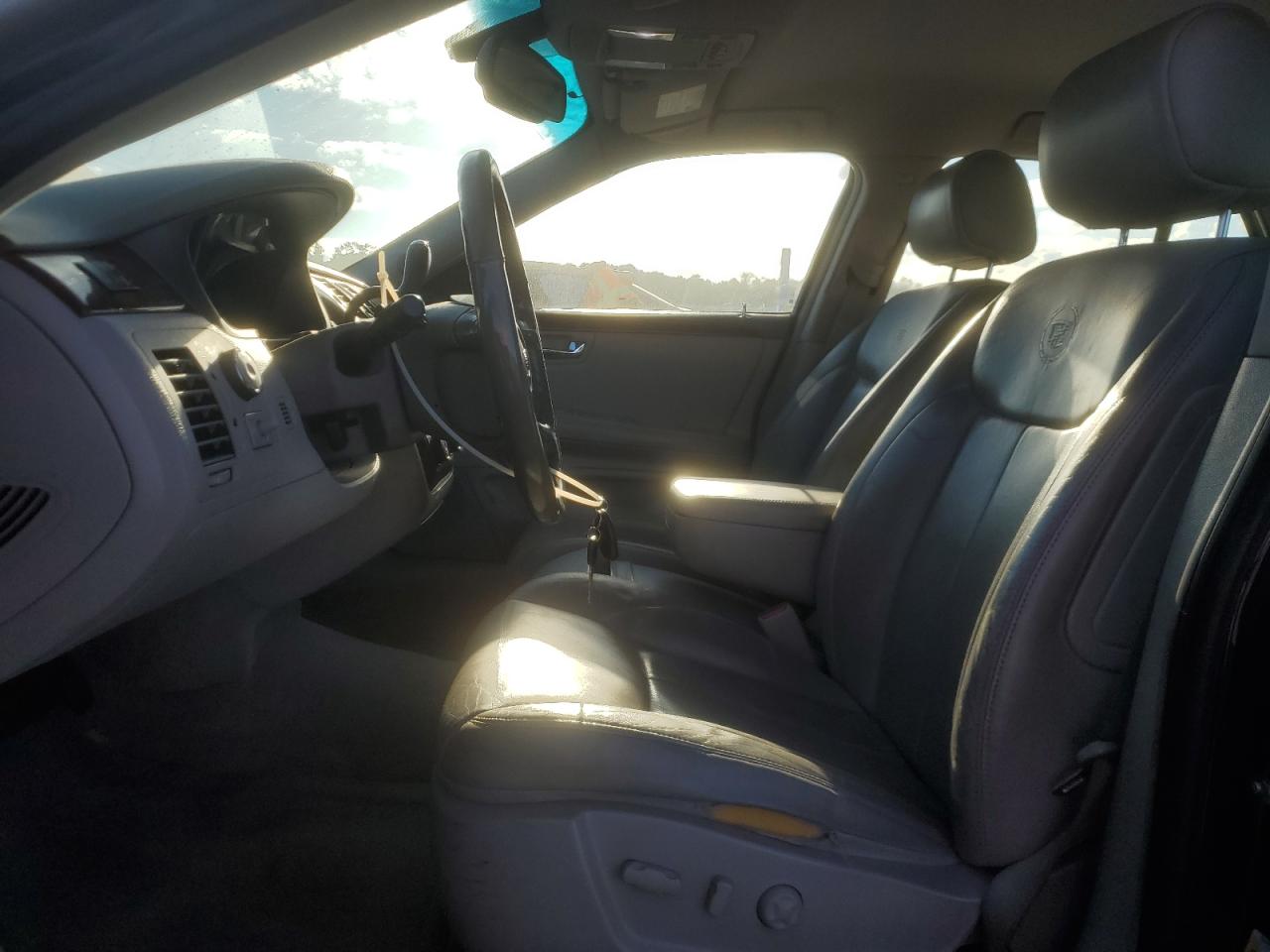 2006 Cadillac Dts VIN: 1G6KD57Y76U144879 Lot: 71883515