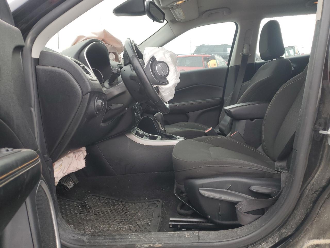 2020 Jeep Compass Sport VIN: 3C4NJDAB7LT194057 Lot: 90614385