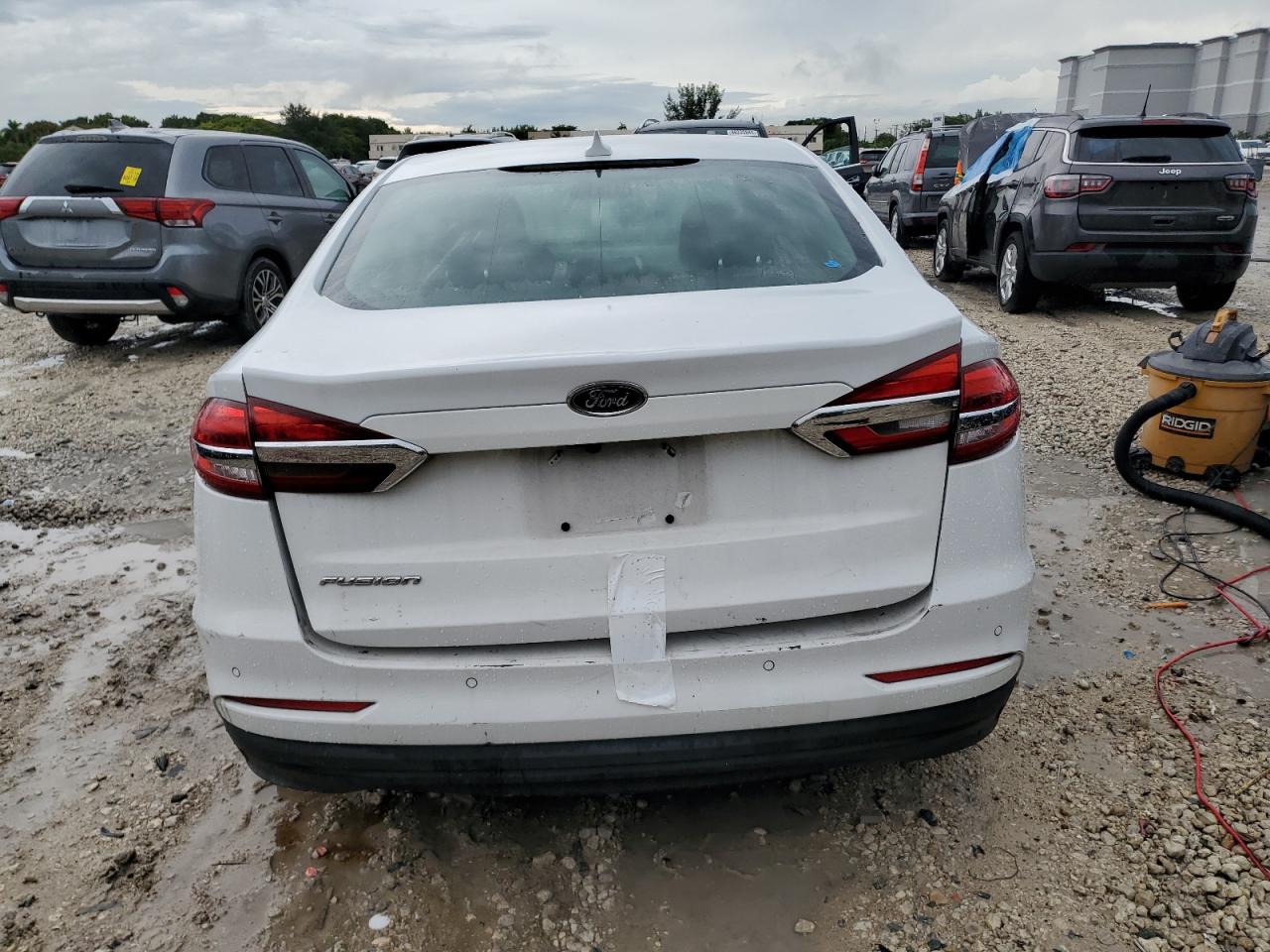 2020 Ford Fusion Se VIN: 3FA6P0H70LR128997 Lot: 86335165