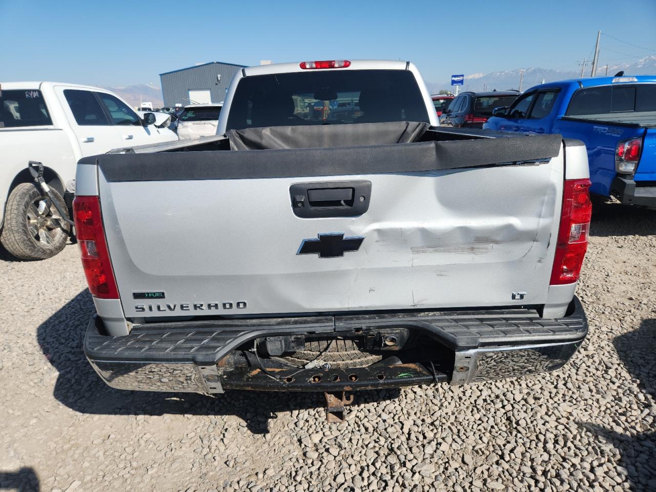 2011 Chevrolet Silverado K1500 Lt VIN: 1GCRKSE37BZ200937 Lot: 85340335