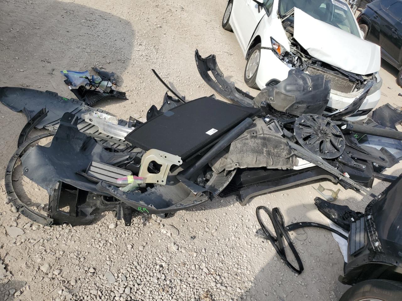 2023 Tesla Model Y VIN: 7SAYGDEE8PF882298 Lot: 82509705