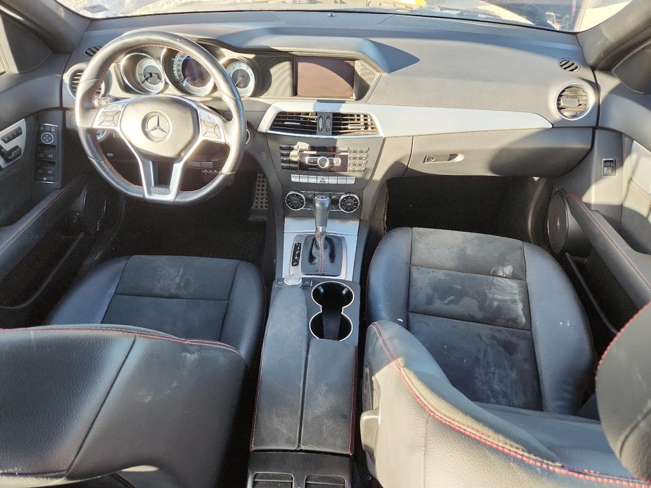 2013 Mercedes-Benz C 250 VIN: WDDGF4HB8DR268327 Lot: 89925975