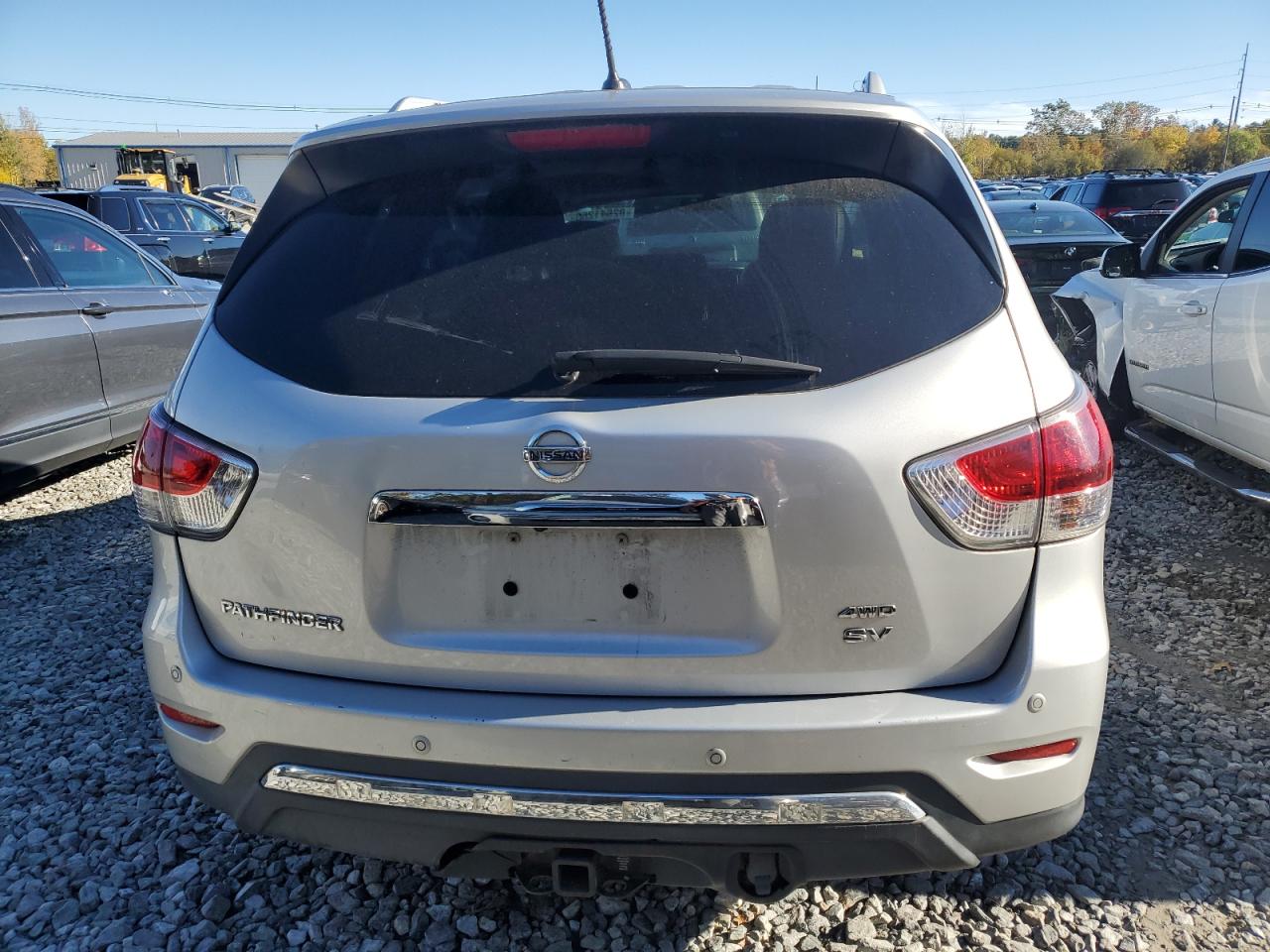 2014 Nissan Pathfinder S VIN: 5N1AR2MM9EC663975 Lot: 82641265