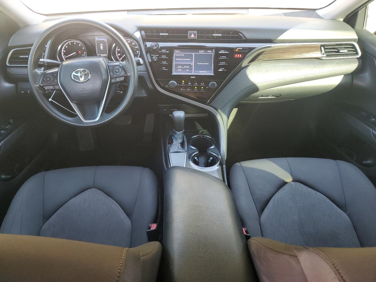 2020 Toyota Camry Le VIN: 4T1C11AK1LU330609 Lot: 86612695