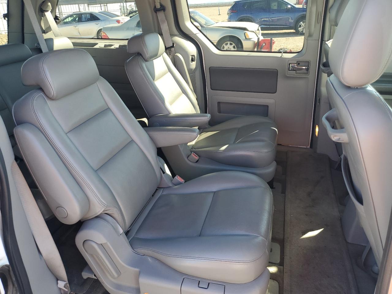 2004 Ford Freestar Limited VIN: 2FMZA58264BB12826 Lot: 86661315