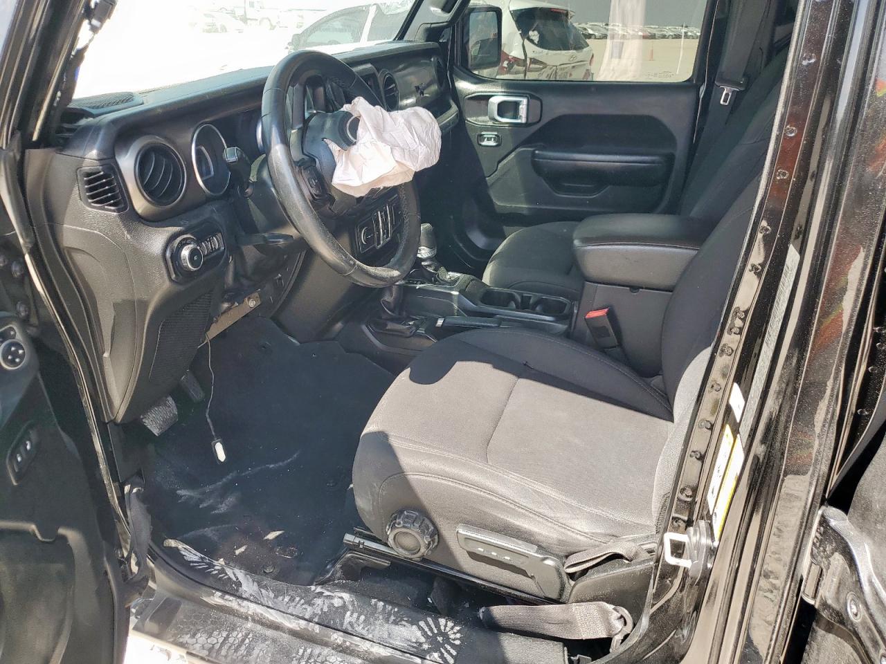 2019 Jeep Wrangler Unlimited Sport VIN: 1C4HJXDGXKW510906 Lot: 80701135