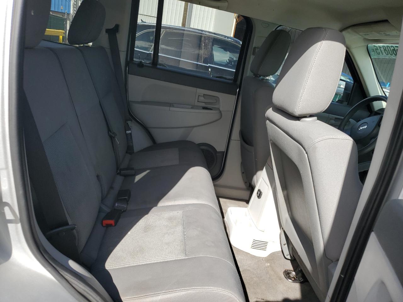 2008 Jeep Liberty Sport VIN: 1J8GN28K28W186014 Lot: 85560815