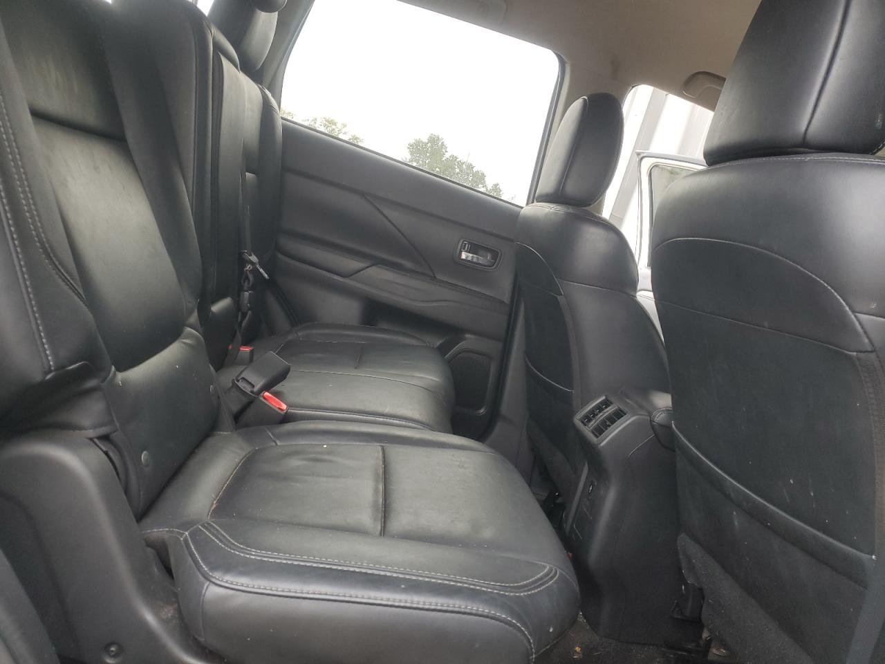 2019 Mitsubishi Outlander Se VIN: JA4AZ3A30KZ039233 Lot: 87224935