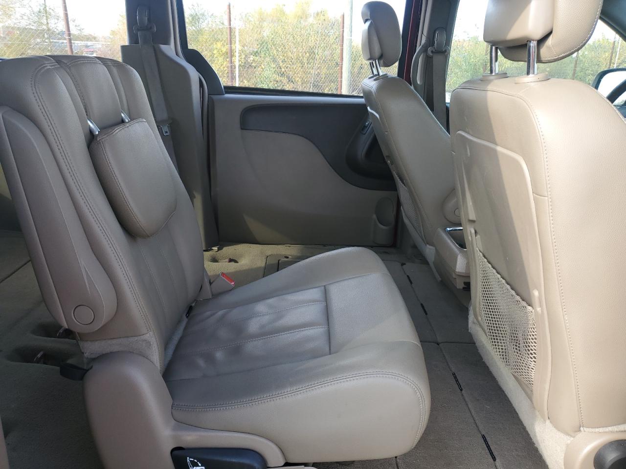 2016 Chrysler Town & Country Touring VIN: 2C4RC1BG4GR173275 Lot: 92815785