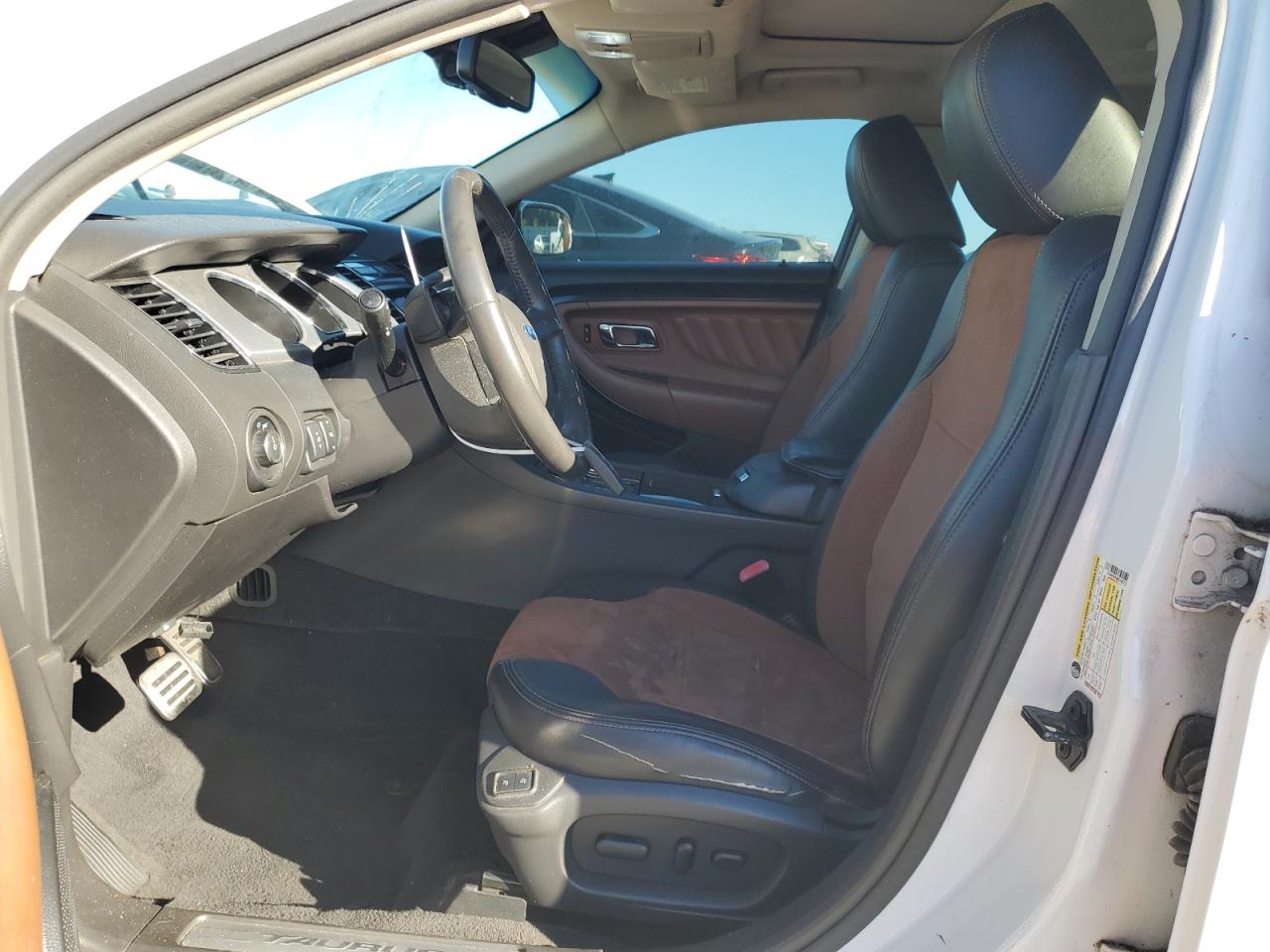 2011 Ford Taurus Sho VIN: 1FAHP2KT6BG102713 Lot: 86553215