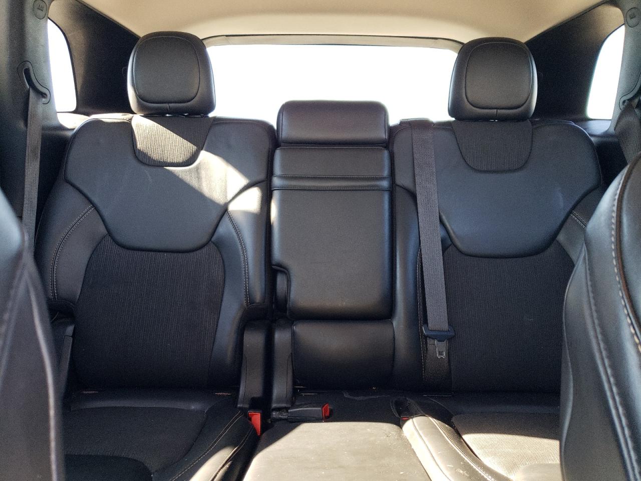 2018 Jeep Cherokee Latitude Plus VIN: 1C4PJLLB8JD534206 Lot: 91016645