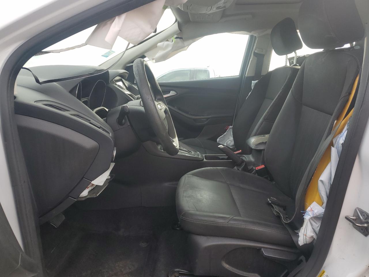 2017 Ford Focus Sel VIN: 1FADP3H28HL302382 Lot: 85692345