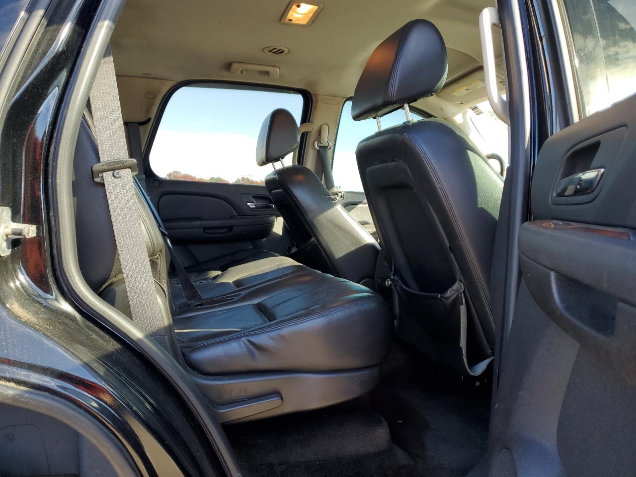 2008 Chevrolet Tahoe K1500 VIN: 1GNFK13098J103064 Lot: 90696355