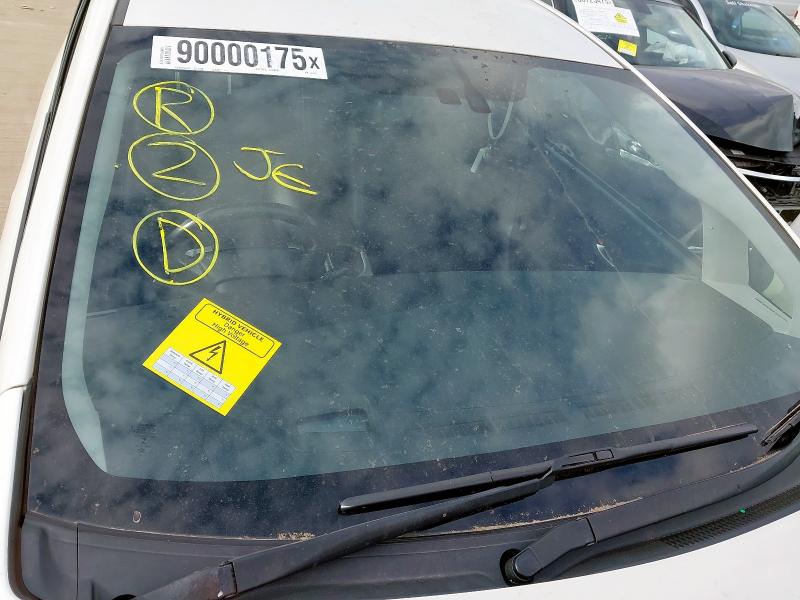 2015 TOYOTA PRIUS 1.8 VVTI PLUG-IN 5DR CVT AUTO