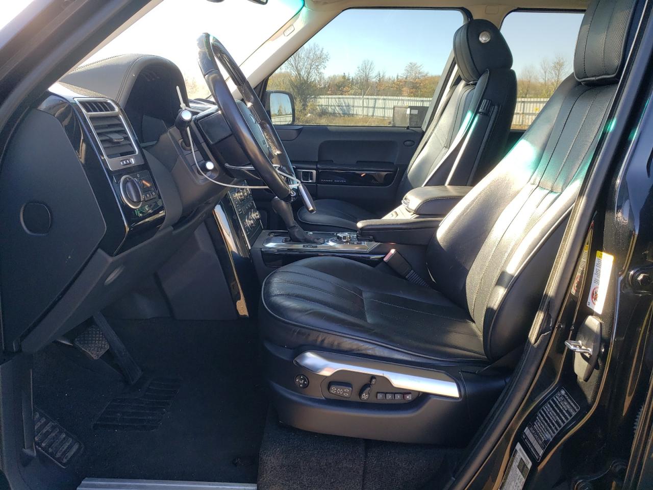 2012 Land Rover Range Rover Hse Luxury VIN: SALMF1D44CA388117 Lot: 90356135