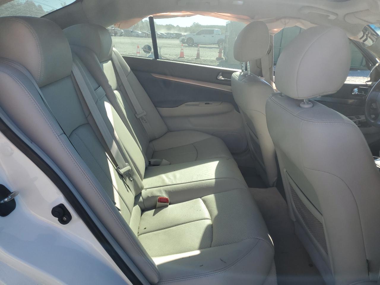 2012 Infiniti G37 Base VIN: JN1CV6AP4CM933221 Lot: 85781735