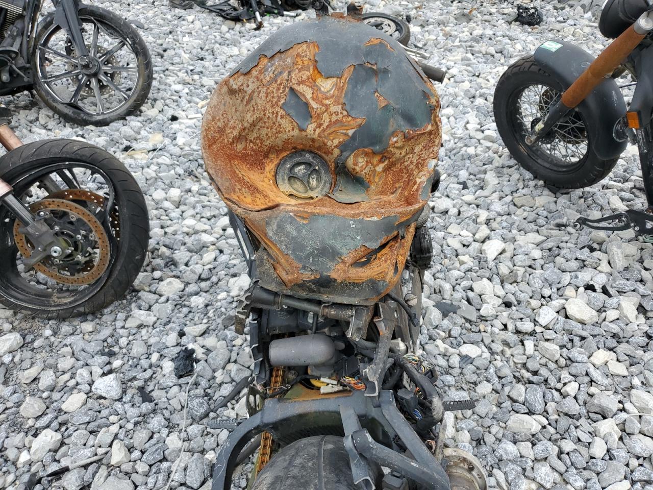 2004 Suzuki Gsx-R600 K VIN: JS1GN7CA542111483 Lot: 85476895