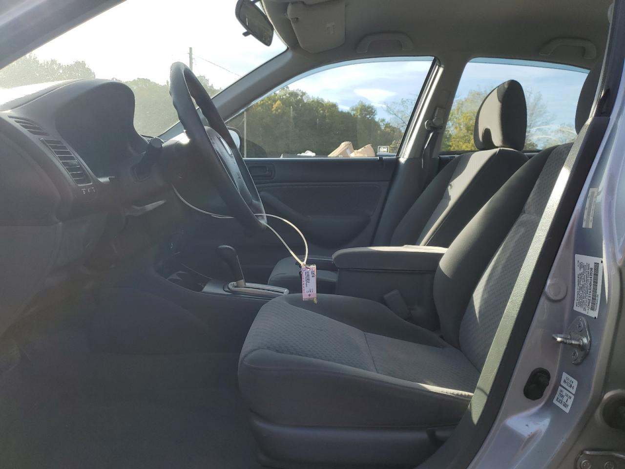 2004 Honda Civic Dx Vp VIN: 2HGES16304H543956 Lot: 84870055