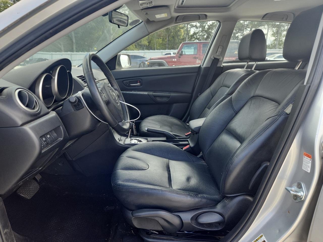 2007 Mazda 3 Hatchback VIN: JM1BK343771692870 Lot: 81993585