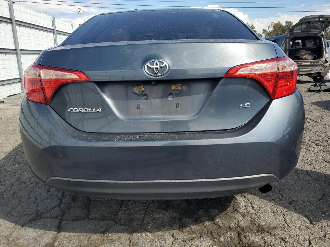 2017 Toyota Corolla L VIN: 5YFBURHE6HP624727 Lot: 87240215