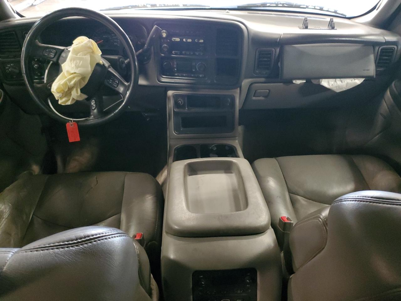 2003 Chevrolet Suburban K2500 VIN: 3GNGK26G23G310926 Lot: 85188395