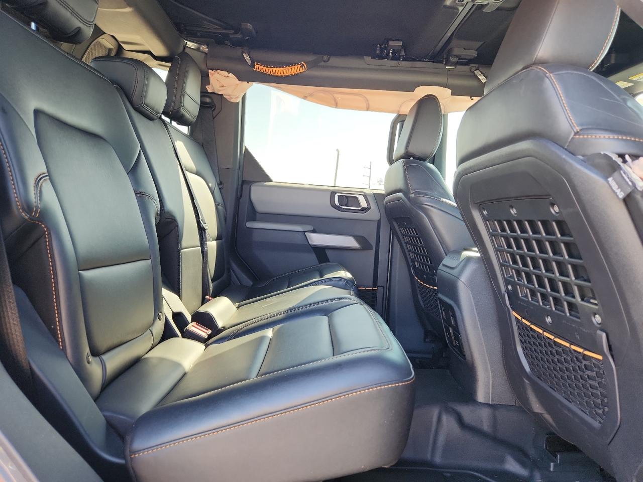 2022 Ford Bronco Base VIN: 1FMEE5DH8NLB79099 Lot: 82647965